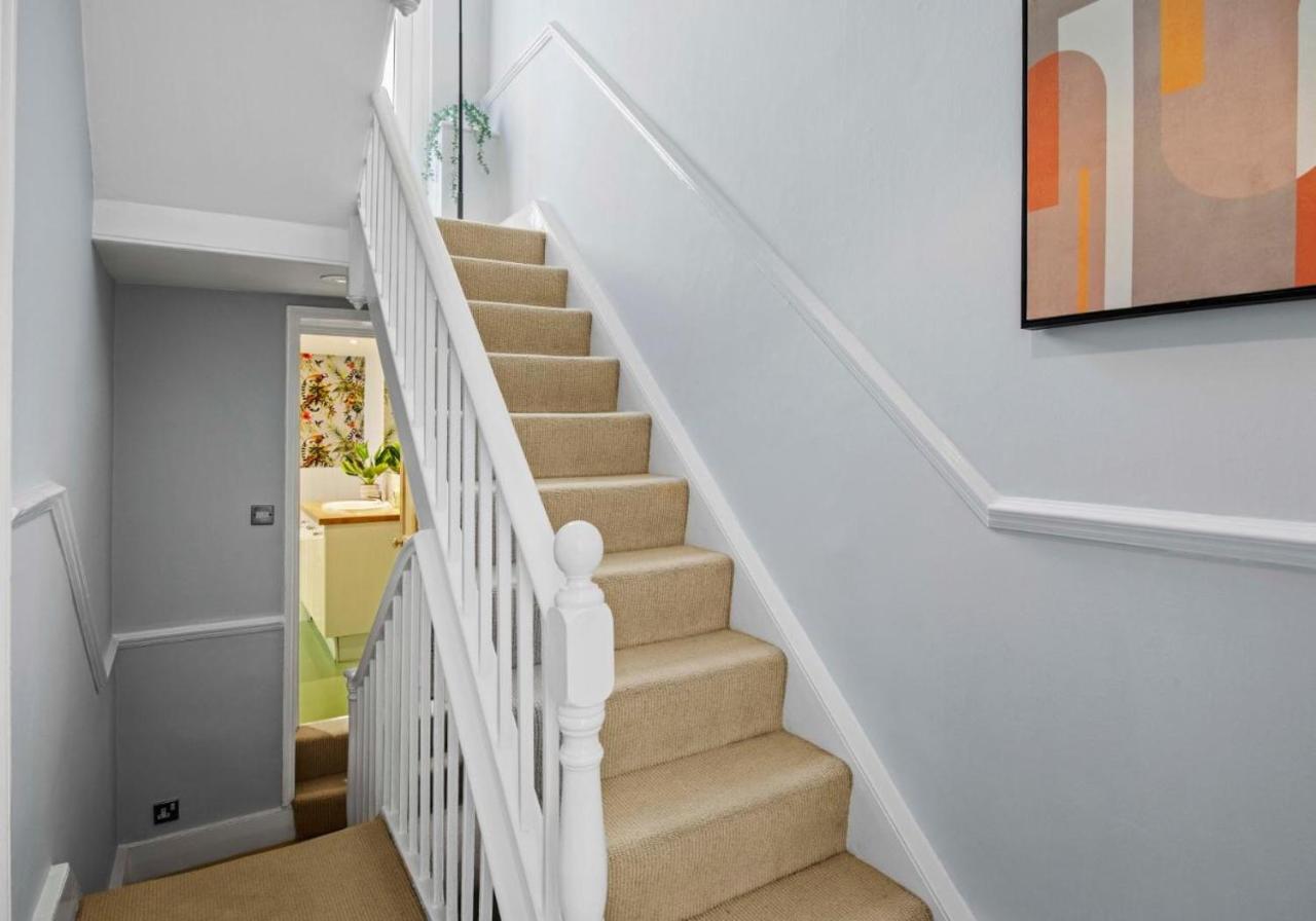 Villa The Townhouse By My Getaways Free Parking Hove Exterior foto