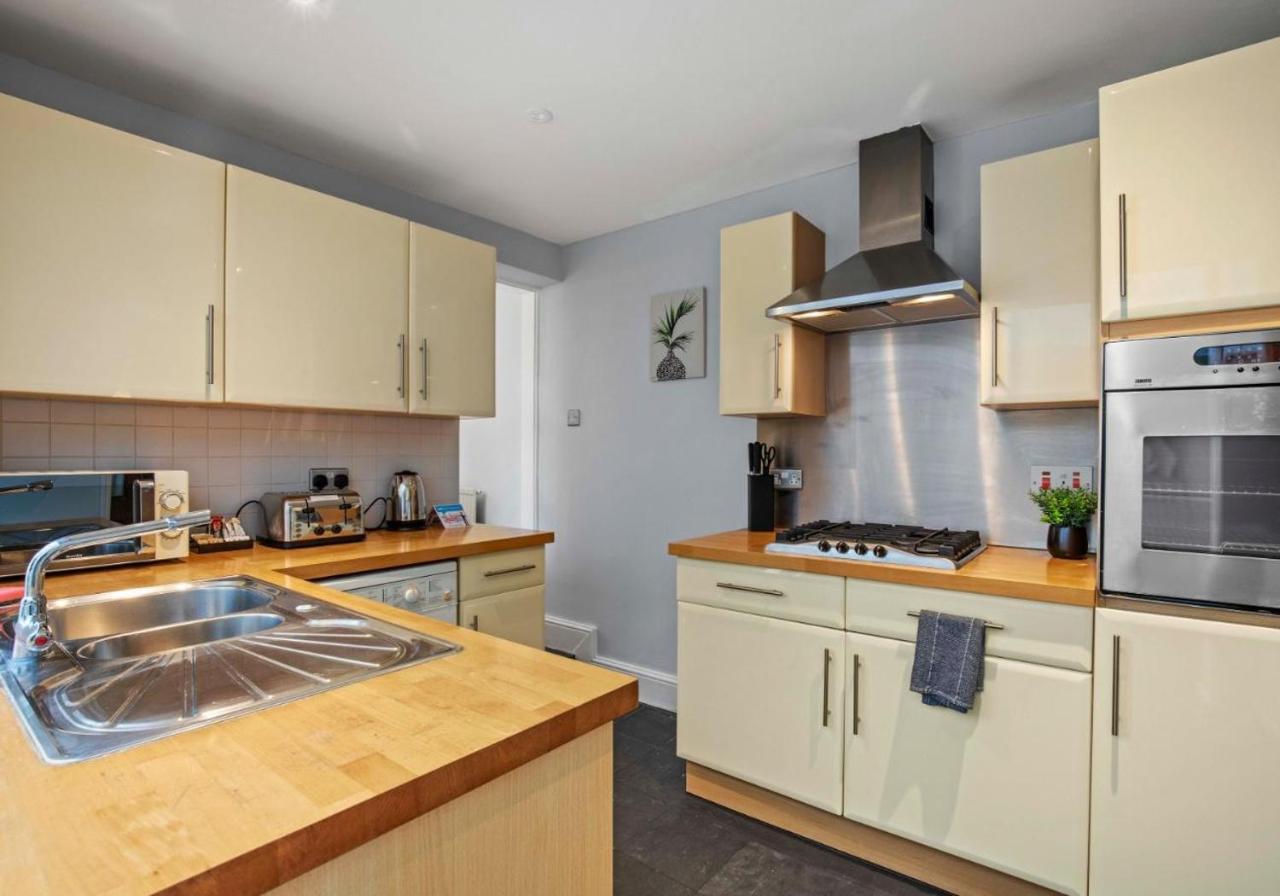 Villa The Townhouse By My Getaways Free Parking Hove Exterior foto